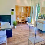 Gem With Hot Tub, Sauna And Castle View ハイムバッハ