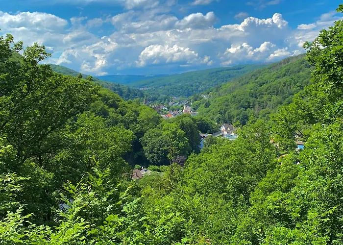 Semesterbostad Gem With Hot Tub, Sauna And Castle View *