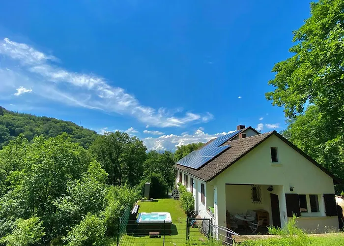 Semesterbostad Gem With Hot Tub, Sauna And Castle View Heimbach